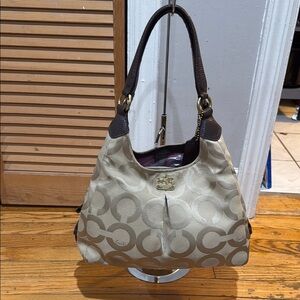 Coach Madison Maggie Signature shoulder bag